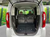 普段のお買い物や通勤、送迎等に十分な荷室スペースを確保しております。セカンドシートを倒すと、大きな荷物の積載も可能です♪