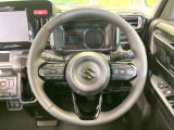 【純正革巻きステアリング】上質な革を使用することで、手にしっかり馴染みとても運転しやすいハンドルです♪