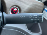 【 オートライト 】オートライトなのでライトの点け忘れを気にすることなく運転が出来ます♪//