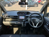 内装クリーニング済みです。しっかり綺麗にしていますので、是非お確かめください。納車時にはもう一度キレイにいたしますよ!