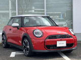 MINI Cardご用意しております。充実のポイントプログラムや多様なサービスの他にカード契約期間中はMINI エマージェンシー・サービスが24時間365日ご利用いただけます。