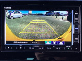 バックカメラも装備しております。車庫入れの苦手なお客様、もうご心配いりません。バックカメラがあれば、ぶつける心配無し?!重宝してくれると思いますよ^^