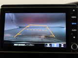 バックガイドモニターで、後方を確認しながら安心して駐車することができます。運転初心者も熟練者も必須の機能ですよ!
