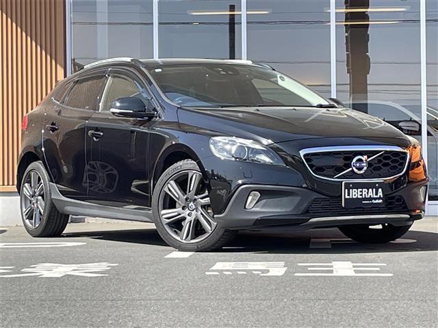 V40クロスカントリーT5 AWD SE 4WD本革シート 修復歴無し