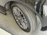 【タイヤ】タイヤの状態は写真の通りです。溝の深さなども是非、写真でご確認ください!