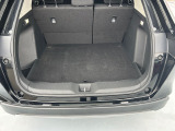 広々としたラゲッジスペースです。リアシートを倒せば大きな荷物も載せられます☆
