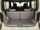必要十分なスペースのラゲージスペース☆ シートアレンジ次第ではとても広いスペースができ、大きな荷物も積み込むことが可能です☆