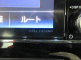 ナビの型式はVXU-195NBiです。