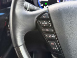 ステアリングスイッチでオーディオ操作も可能です。