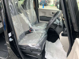 全車保証付販売ですのでご安心下さい。詳細はスタッフまで・・。