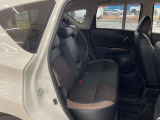 後部座席も気になるようなキズ・汚れやへたり等、大きなダメージはなく、良好な状態です。しっかりとクリーニング整備をしご納車いたします。