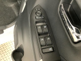 【現車確認及び来店納車のお願い】当社は県外販売を制限させて頂いております。基本は、近畿2府4県及び隣接県で、ご来店頂き現車確認及び、来店納車に限らせて頂いております。