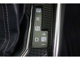 MTモード(シーケンシャルシフト)を装備しています。CVT車でありながら、マニュアル感覚のシフトチェンジが可能です。ドライバーの変速操作に応えたアクティブな走りが楽しめます。