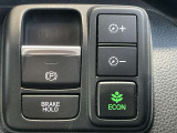 運転席まわりの画像です。