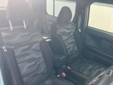 運転席&助手席です!足元広々で快適です♪