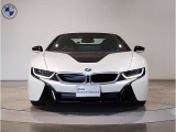 【キドニーグリル】BMWは約90年もの間、ほぼ全ての車両にひと目でBMWだと分かるこの特徴的なフロントグリルが備えられ、デザイン・アイコンとして親しまれてきました。