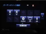 車内でCD DVD等、様々なメディアが楽しめます。