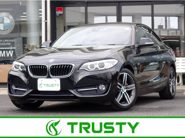 2シリーズクーペ220i スポーツ