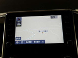 8インチのディスプレイオーディオ装着です。スマホとの通信で様々なサービスが楽しめます。TV視聴にも対応しています。