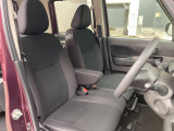 運転席からの視界もよくどなたがお乗りになられても運転しやすい車両になっていますよ