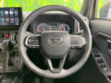 【純正革巻きステアリング】上質な革を使用することで、手にしっかり馴染みとても運転しやすいハンドルです♪