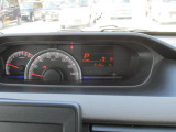 エコドライブをサポートする視認性のいいメーターパネル!!