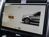 エアサスペンションは、足回りを支えるサスペンションの伸び縮みをお好みに設定できます。更に走行中に路面状況に合わせてサスペンションを最適化に設定してくれます。