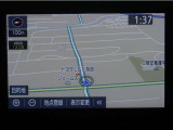 ナビゲーションを装備。タッチパネル式で使い易く、お出かけも楽々です♪