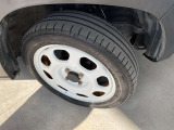 15インチタイヤと純正スチールホイール