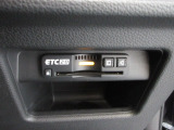 ETC付!高速道路の料金所はキャッシュレスで通過です!サービスエリア等にあるスマートインターの出入りも利用可能でとっても便利☆ご納車後すぐにお使い頂けるようセットアップしてのお渡しとなります。
