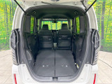 後席を格納すると、これだけの広さが!シーンに合わせたシートアレンジで、大きな荷物も積むことが出来ます♪