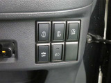 パワースライドドアは、運転席からボタンひとつで開閉できます♪