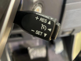 【クルーズコントロール】高速道路もラクラク走行。アクセルを離しても一定速度で走行ができ、長距離運転時の負担を軽減!加速・減速も簡単なスイッチ操作で調整できます。