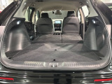 リアシートを倒すと、ラゲッジスペースを広くお使いいただけます!