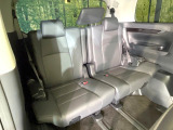 3列目シートはもちろん状態良好☆大人でもゆったりと座って頂けますので、大人数でのお出かけもラクラクです♪ご家族で、気の知れた仲間で、ドライブに行くのが楽しみですね♪