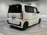 自動車保険・JAFも取り扱っております。また、お客様のご希望で保証延長(有償・一部の車種では取り扱いできません)もご準備しております。