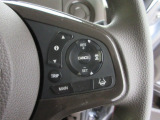 Hondaセンシングの機能のひとつ、アダプティブクルーズコントロール付!アクセルから足を離しても設定したスピードと前車との車間を保ち走行してくれます!車線維持もアシスト☆高速道路で疲労軽減ですね☆