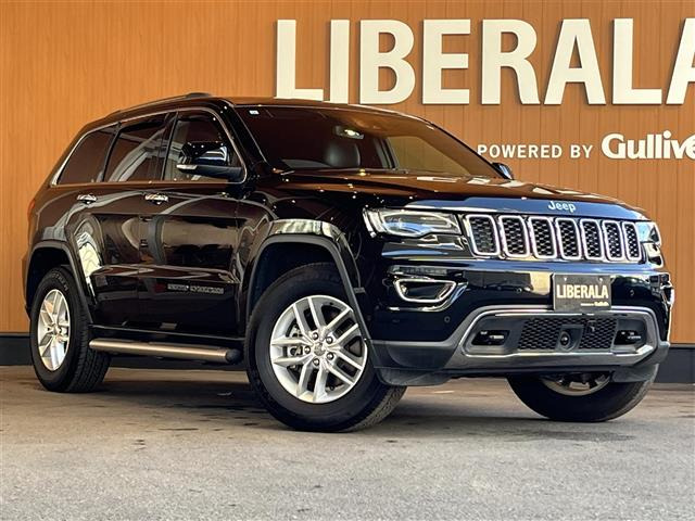 グランドチェロキー リミテッド 4WD 本革シート