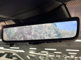 【デジタルインナーミラー】後席の大きな荷物や同乗者で後方が確認しづらい時でも安心!カメラが撮影した車両後方の映像をルームミラー内に表示。クリアな視界で状況の確認が可能です!