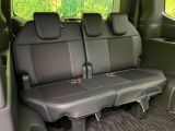 3列目シートはもちろん状態良好☆大人でもゆったりと座って頂けますので、大人数でのお出かけもラクラクです♪ご家族で、気の知れた仲間で、ドライブに行くのが楽しみですね♪