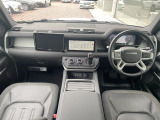 ディフェンダー 110 S 2.0L P300 4WD 