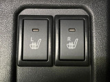 【シートヒーター】寒い日に重宝するシートヒーター!エアコンより早く温まってくれるので寒がりの人も安心ですね♪エアコンの温風は乾燥するから苦手、という方にもをおすすめです。