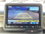 駐車が苦手な方でも安心なバックカメラつき。