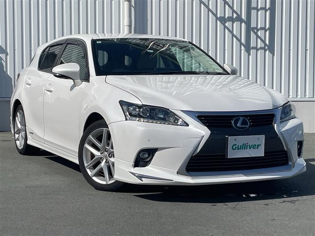 CT200h バージョン L本革シート 修復歴無し