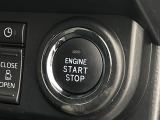 【 スマートキー・プッシュスタート 】鍵を挿さずにポケットに入れたまま鍵の開閉、エンジンの始動まで行えます。
