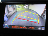 バックガイドモニターで、後方を確認しながら安心して駐車することができます。運転初心者も熟練者も必須の機能ですよ!