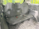 3列目シートはもちろん状態良好☆大人でもゆったりと座って頂けますので、大人数でのお出かけもラクラクです♪ご家族で、気の知れた仲間で、ドライブに行くのが楽しみですね♪