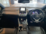 NX 200t Fスポーツ 