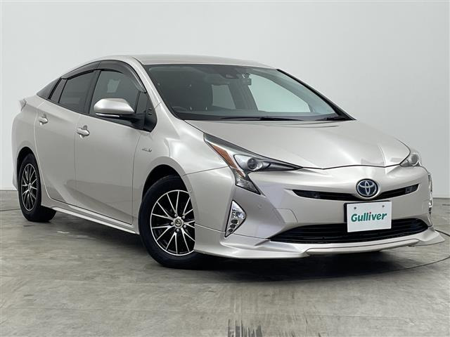 トヨタ プリウス 