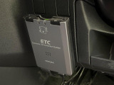 【ETC】高速道路の料金所をストレスなく通過!話題のスポットやサービスエリアに多い「スマートIC」利用時は必須のアイテムです。当店でセットアップを実施、ご納車当日からすぐにご利用いただけます!